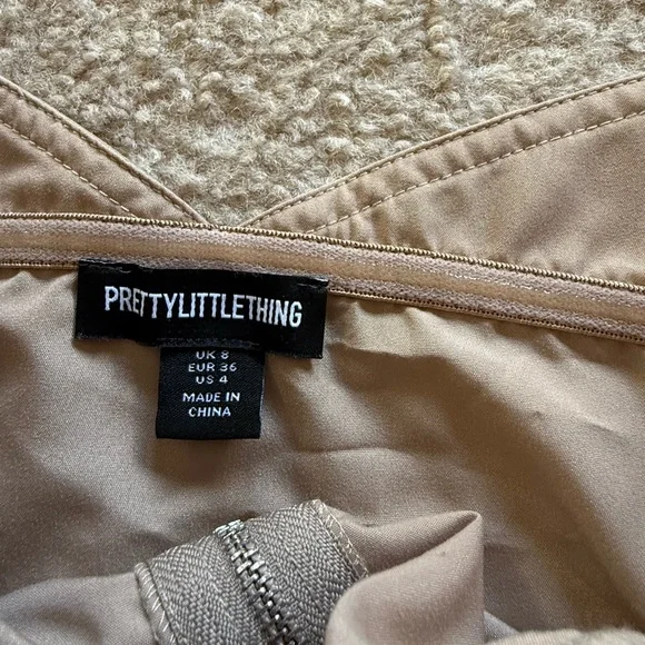 PrettyLittleThing Beige Strapless Corset Bustier Top - Picture 2 of 3